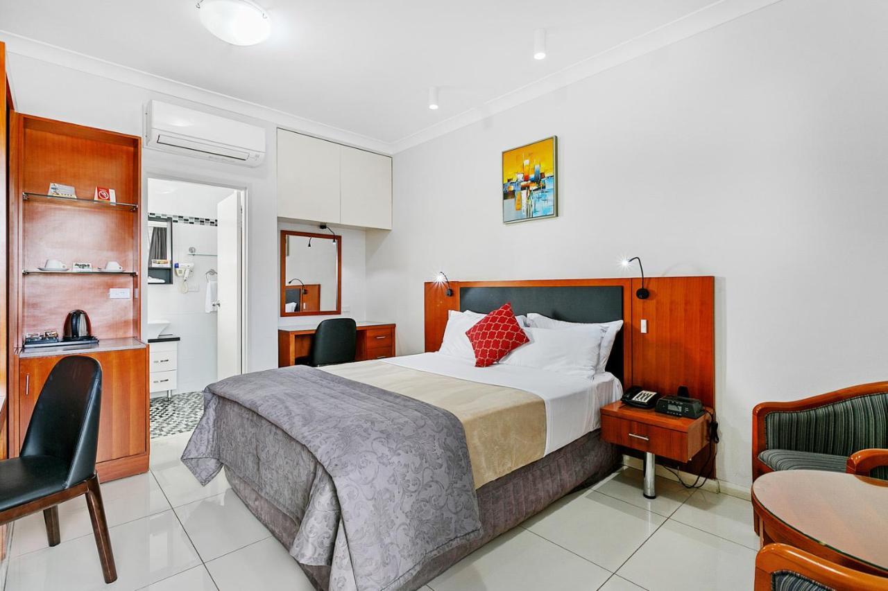 Comfort Inn & Suites Burwood Exterior photo